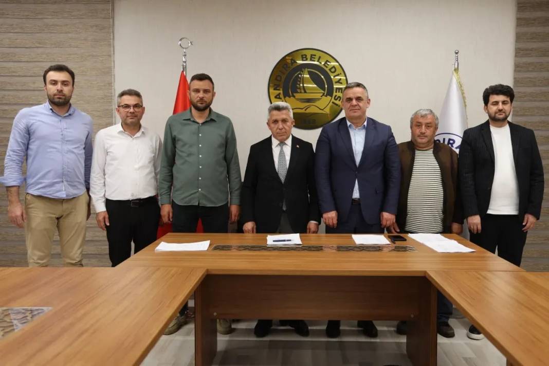 Kurban Bayramı ikramiyesi 14 bin 636 TL oldu: Maaşlara da yüzde 55 zam 3